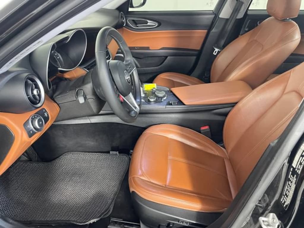 Used 2018 Alfa Romeo Giulia AWD Sedan