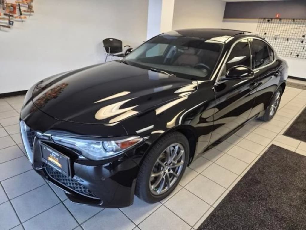 Used 2018 Alfa Romeo Giulia AWD Sedan