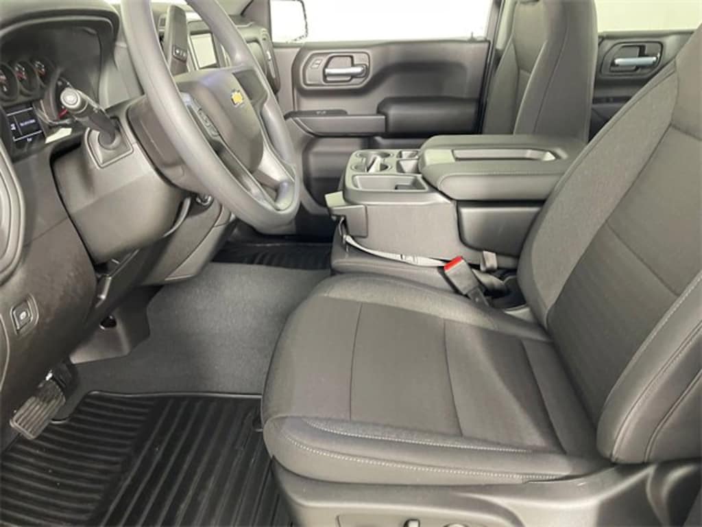 New 2026 Chevrolet Silverado 1500 Custom Truck