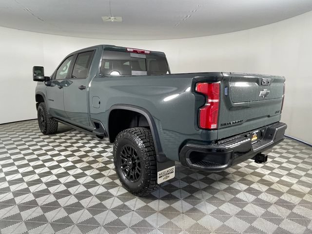 2026 Chevrolet Silverado 2500 HD ZR2 - Photo 14