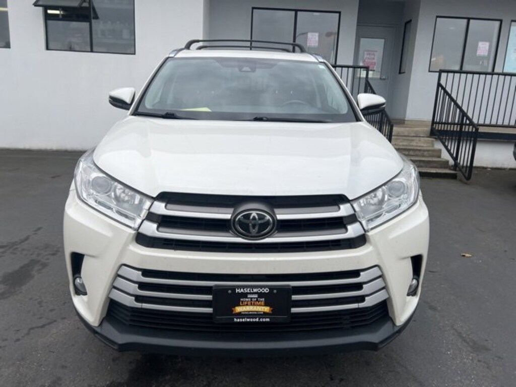 Used 2017 Toyota Highlander XLE SUV