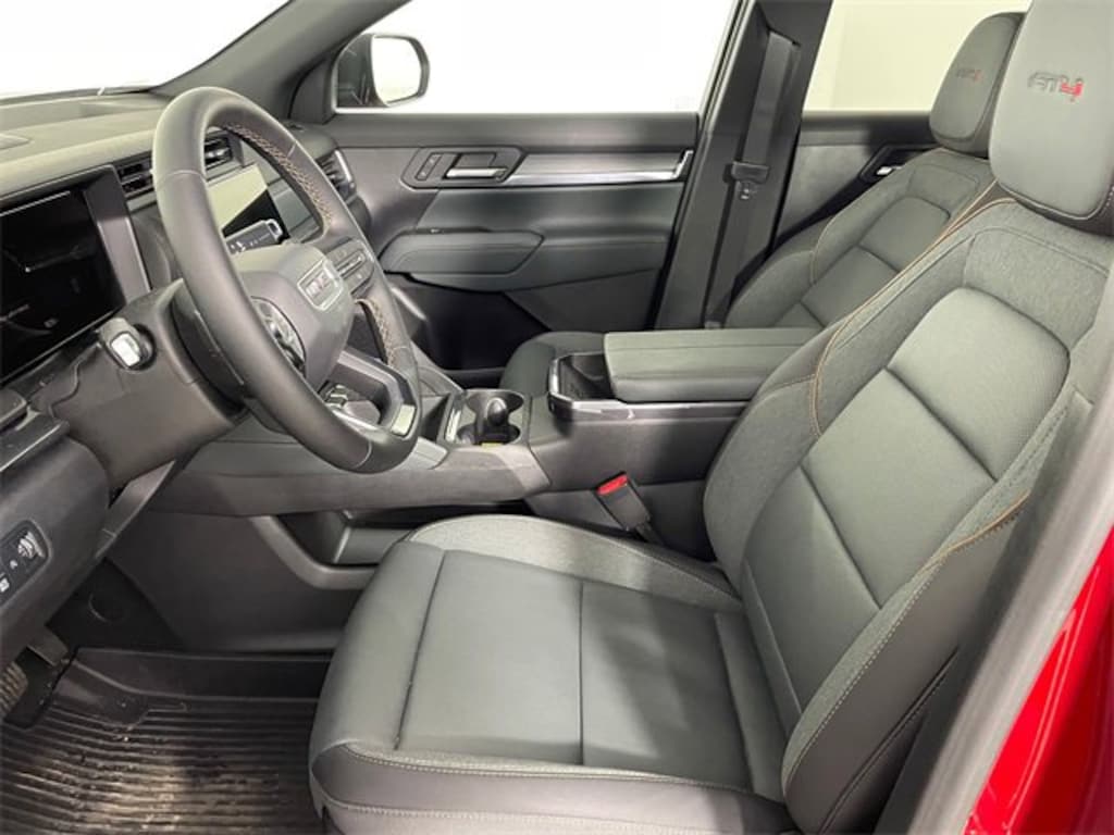 Used 2026 GMC Terrain AT4 SUV