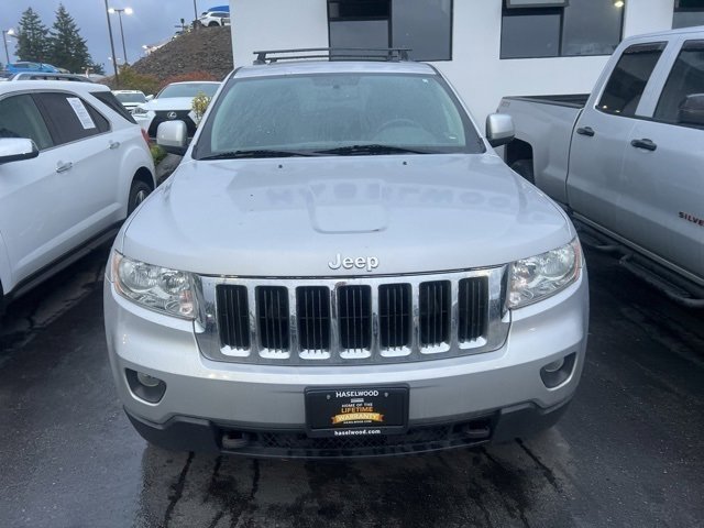 2013 Jeep Grand Cherokee Laredo photo 2