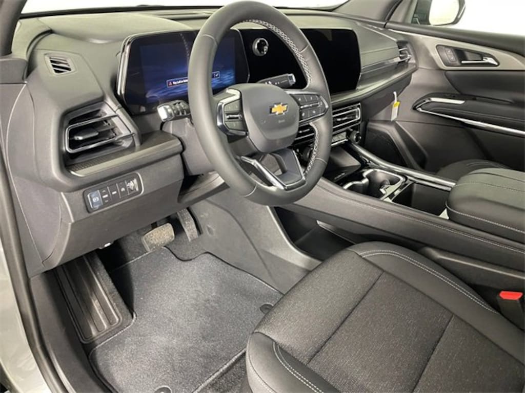 New 2026 Chevrolet Traverse LT SUV