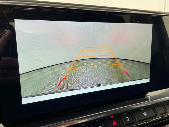 2025 Chevrolet Silverado 1500 LT - Photo 6