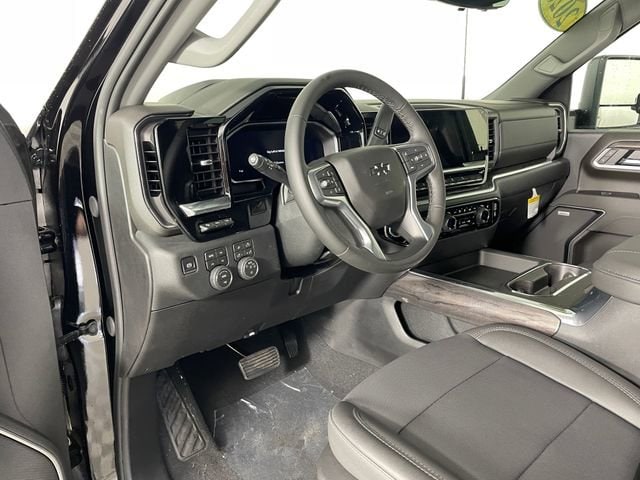 2026 Chevrolet Silverado 2500 HD LTZ - Photo 2