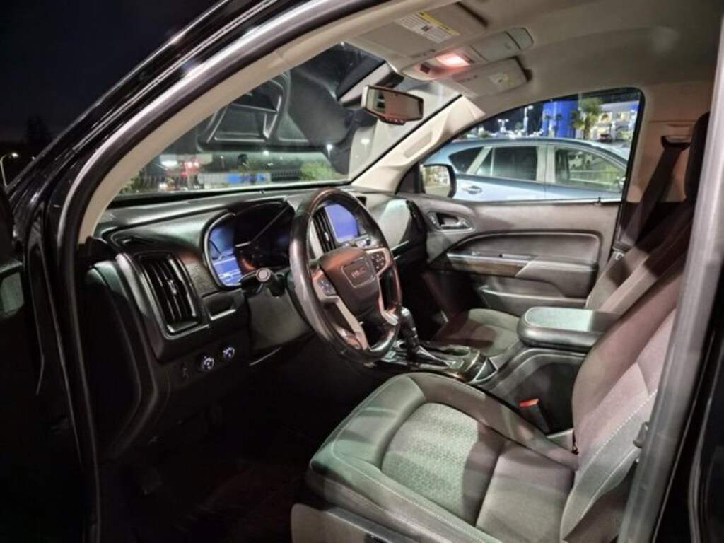 Used 2017 GMC Canyon 4WD SLE Truck