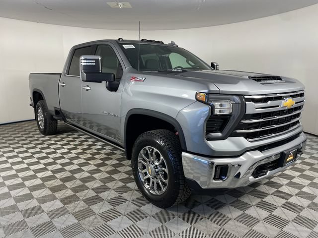 2026 Chevrolet Silverado 3500HD LTZ - Photo 25