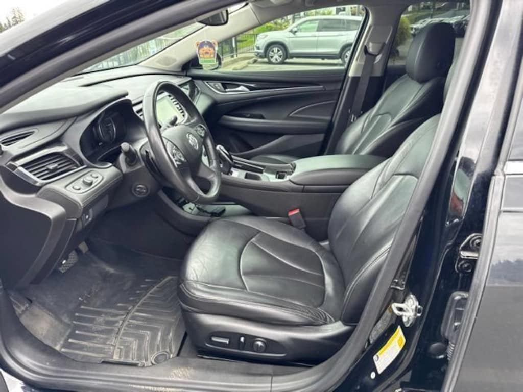 Used 2018 Buick Lacrosse Essence Car