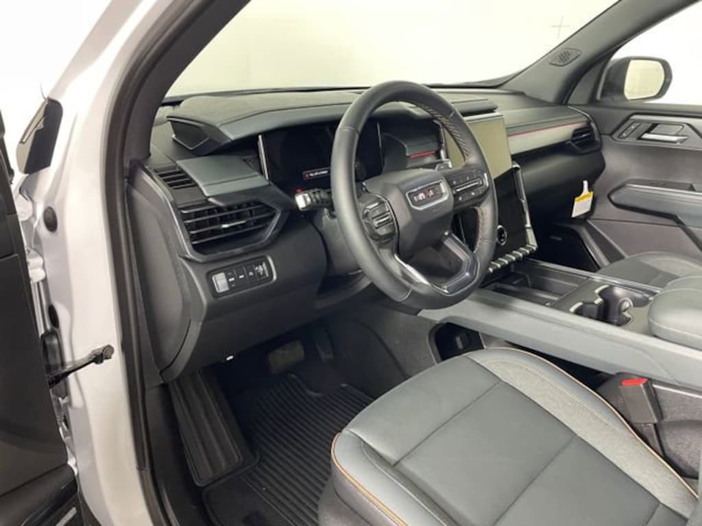 Used 2026 GMC Acadia AT4 SUV
