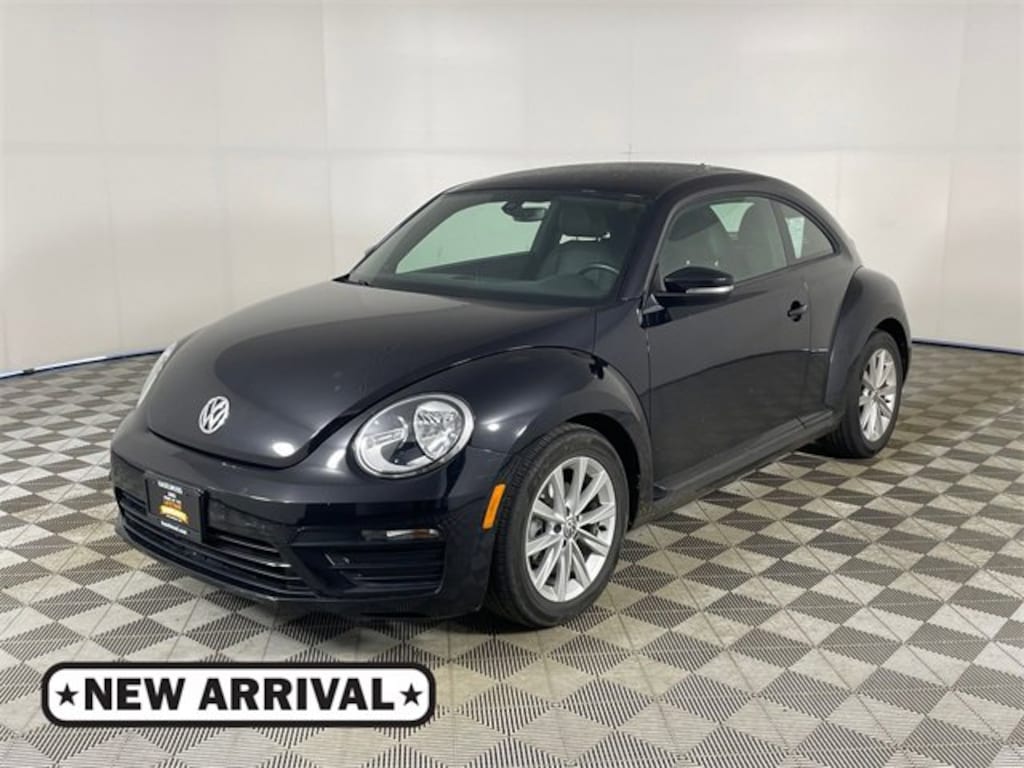Used 2018 Volkswagen Beetle 2.0T S Hatchback
