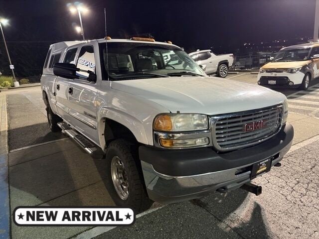 2001 GMC Sierra SLE's photo