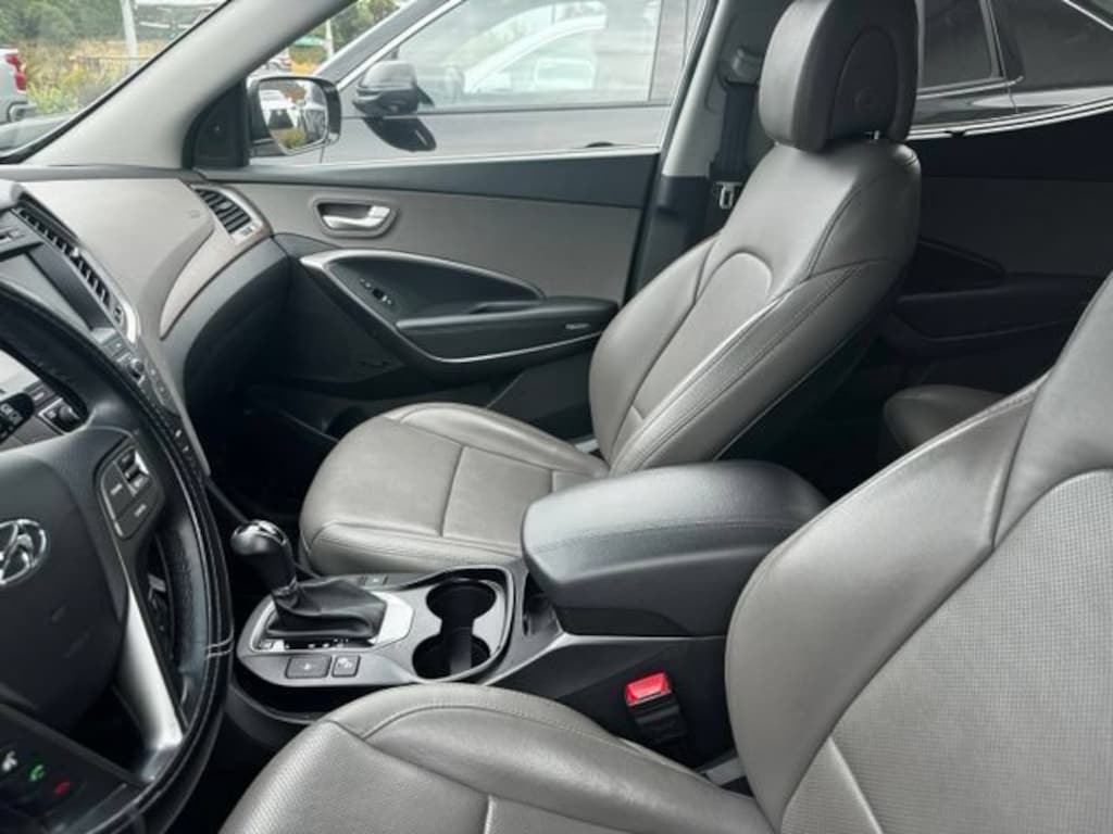 Used 2018 Hyundai Santa Fe Sport 2.4L SUV