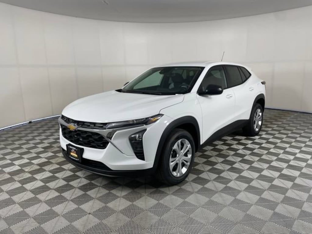 New 2026 Chevrolet Trax LS SUV