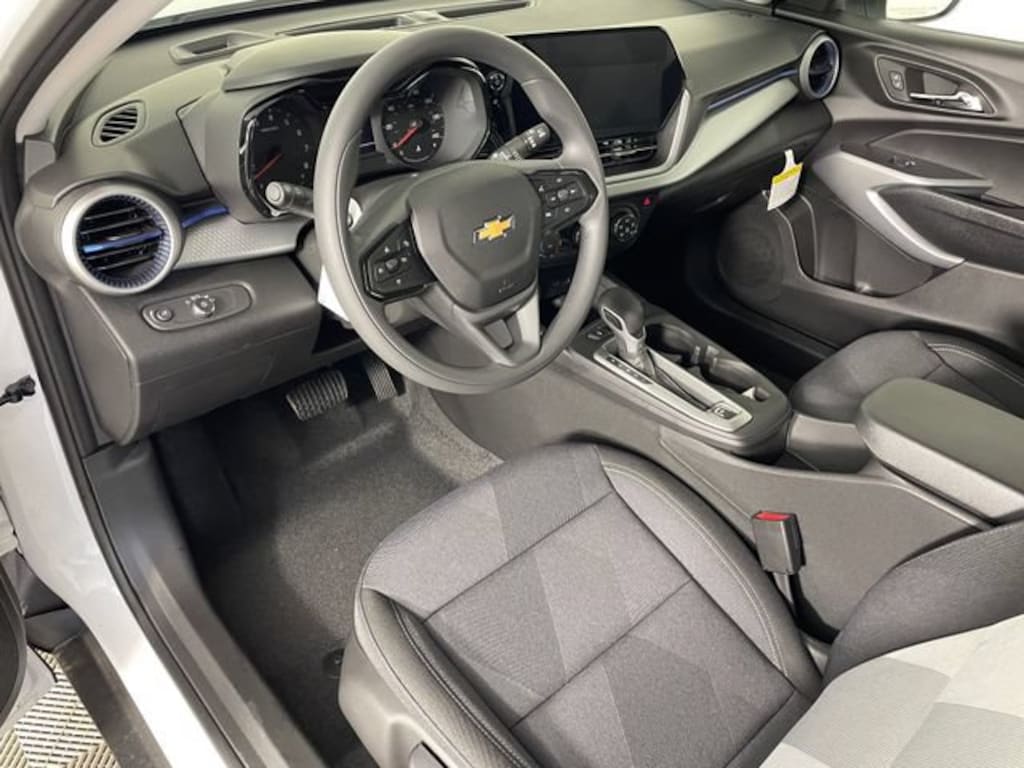 New 2026 Chevrolet Trax LS SUV