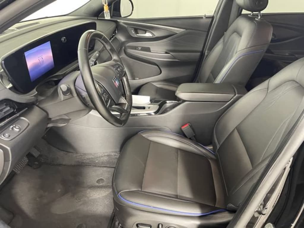 Used 2024 Buick Envista Sport Touring SUV