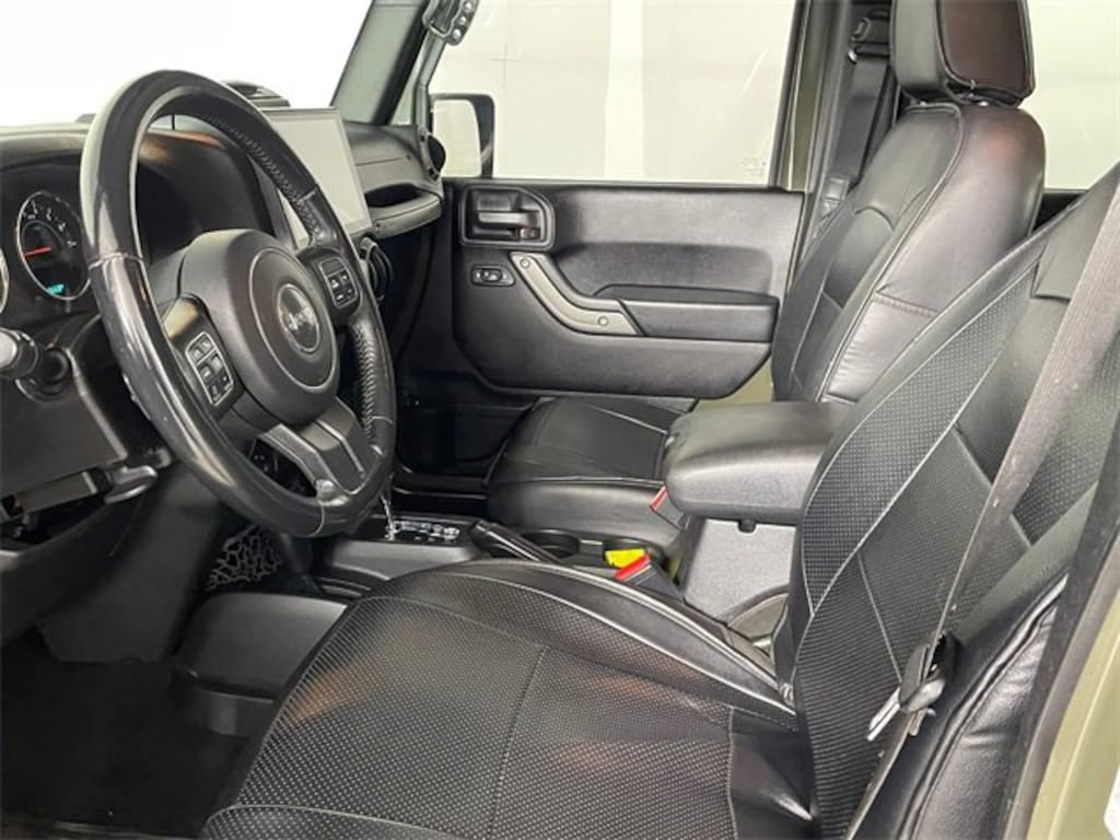 Used 2016 Jeep Wrangler Unlimited Sport