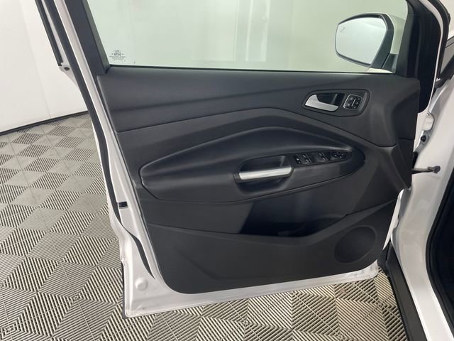 2019 Ford Escape Titanium - Photo 18