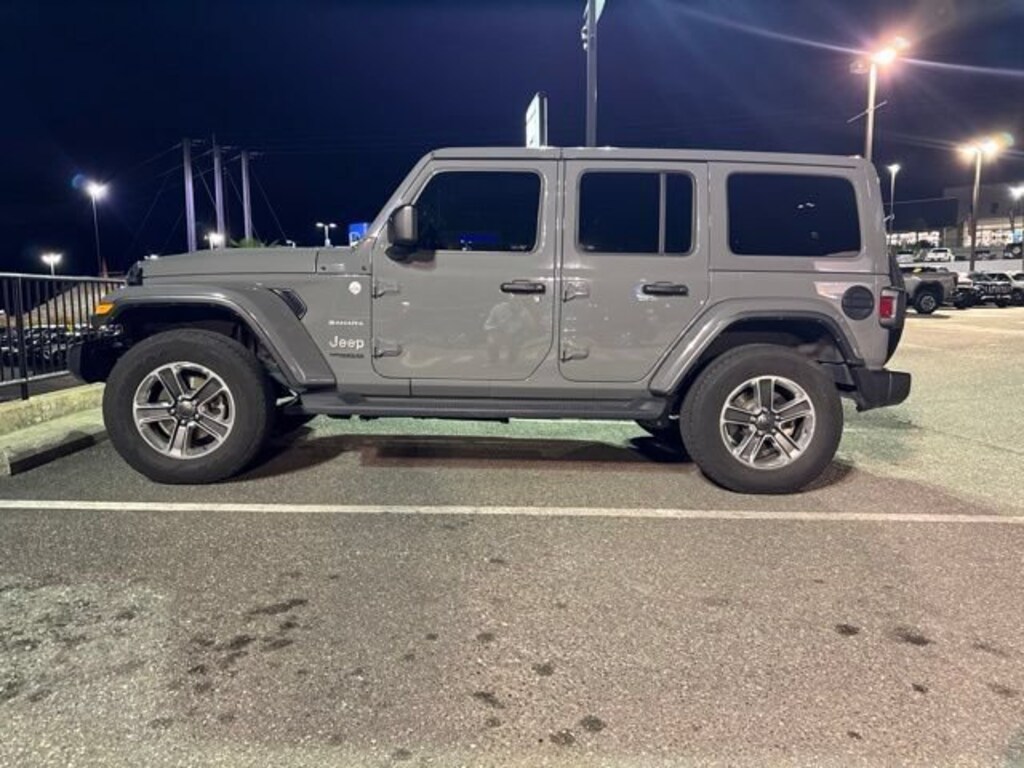 Used 2022 Jeep Wrangler Unlimited Sahara 4x4 SUV