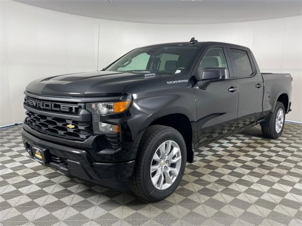 New 2026 Chevrolet Silverado 1500 Custom Truck