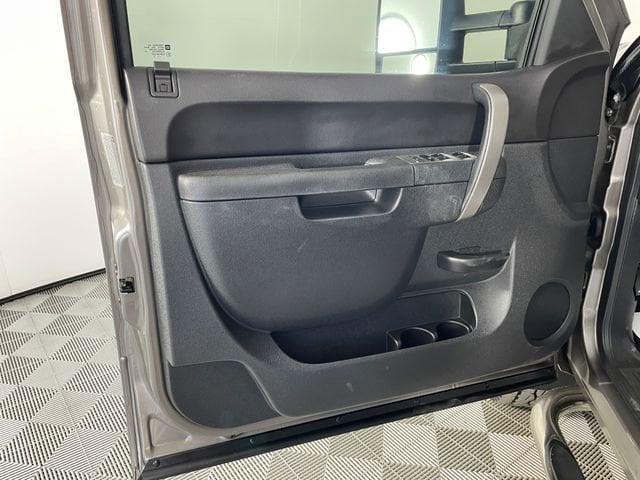 2013 Chevrolet Silverado 3500HD LT - Photo 14