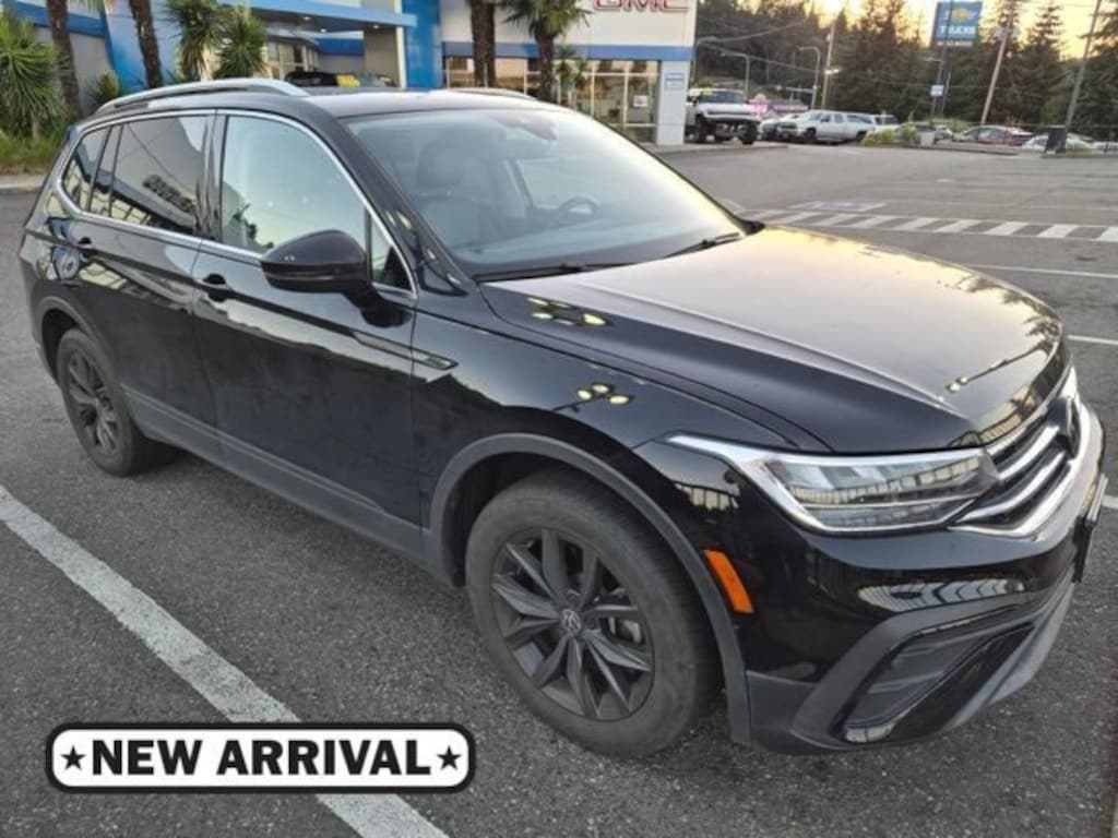 Used 2022 Volkswagen Tiguan 2.0T SE SUV