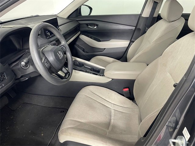 2023 Honda Accord LX photo 2