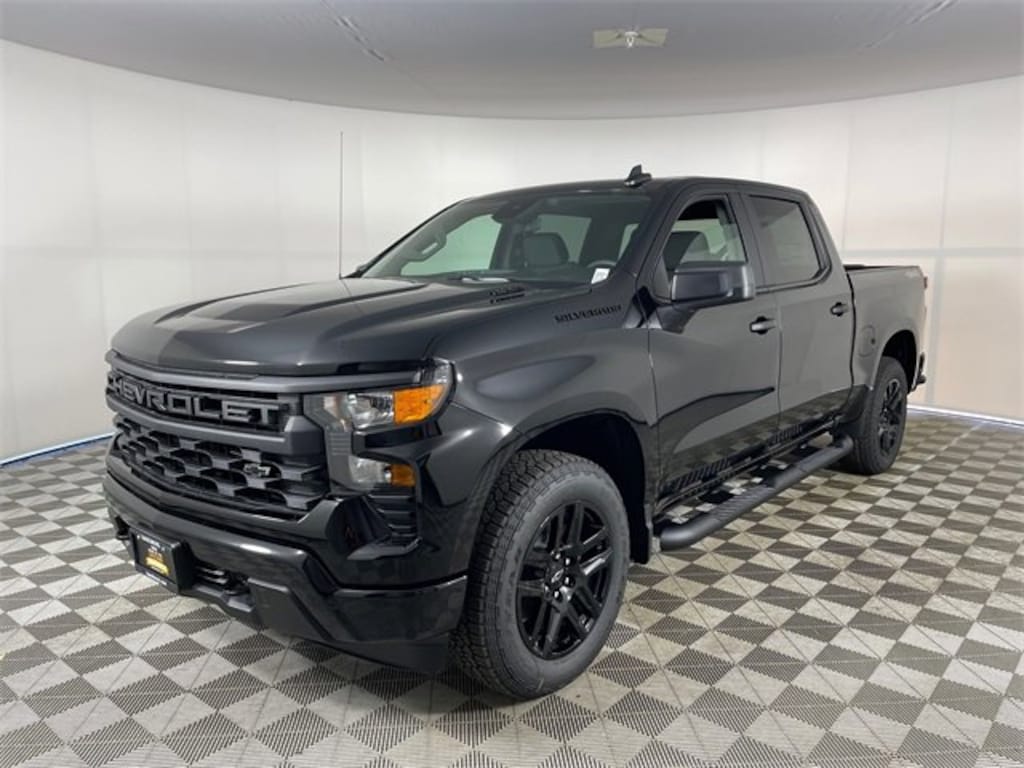 New 2026 Chevrolet Silverado 1500 Custom Truck