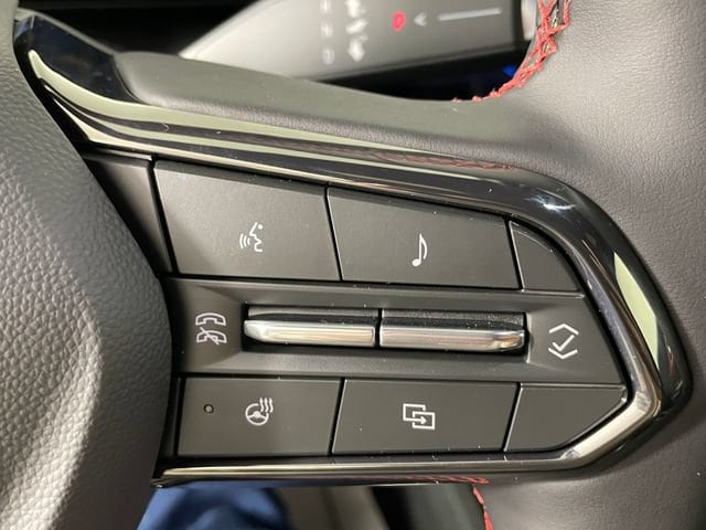 2026 Chevrolet Equinox EV RS - Photo 11