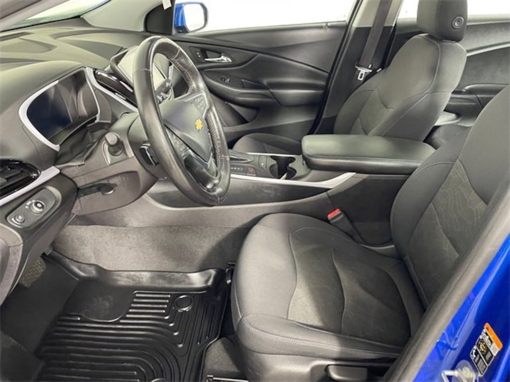 Used 2017 Chevrolet Volt LT Car