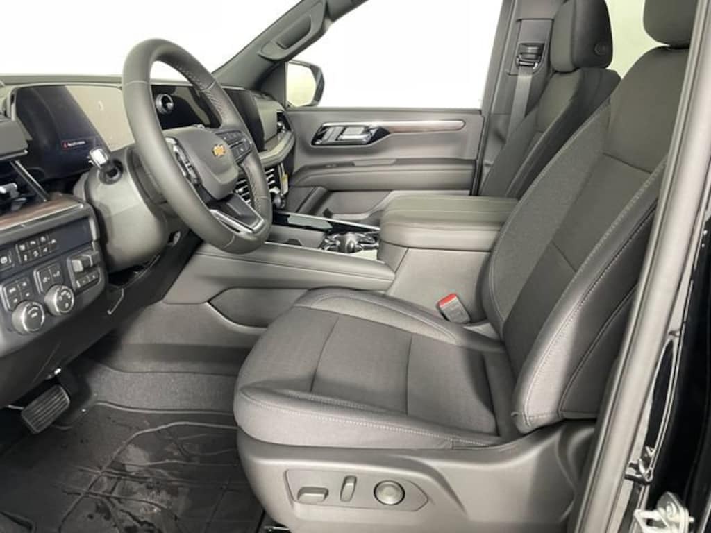 New 2026 Chevrolet Suburban LS SUV