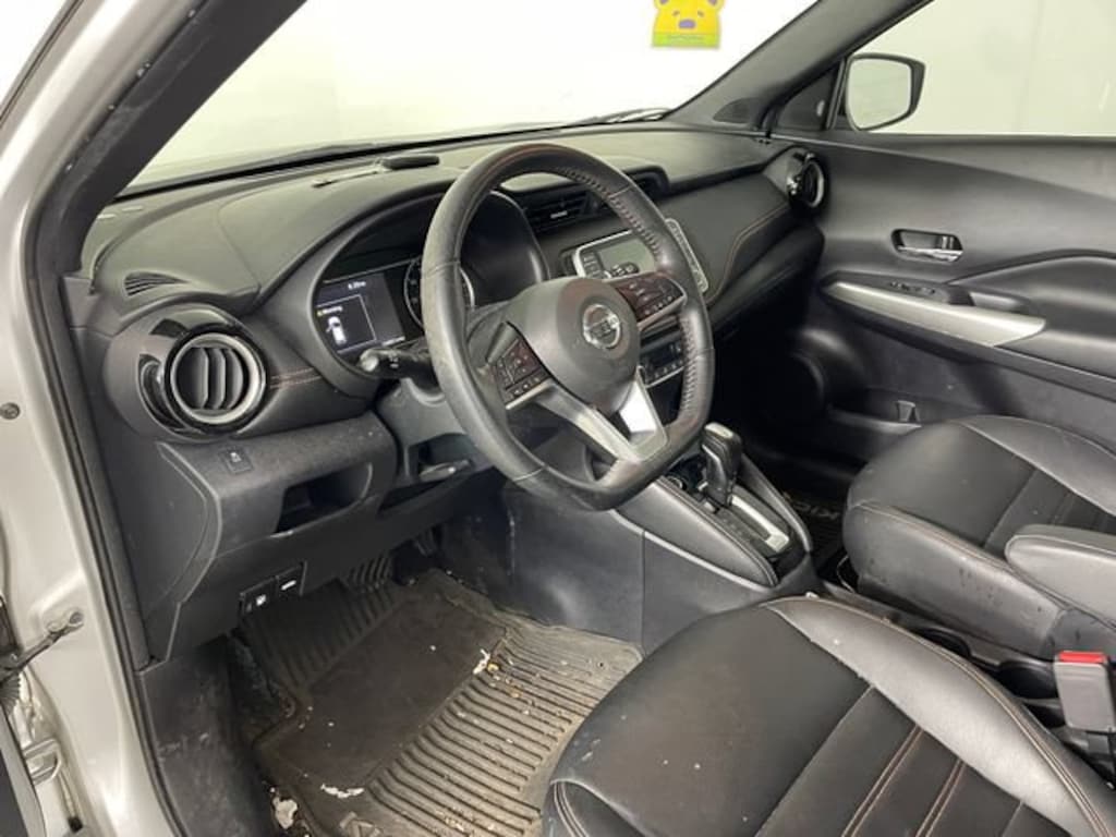 Used 2019 Nissan Kicks SR SUV