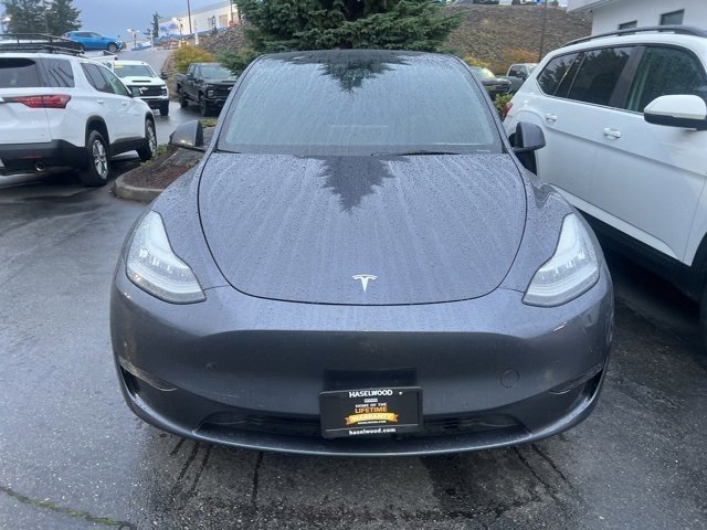 2022 Tesla Model Y Long Range photo 2