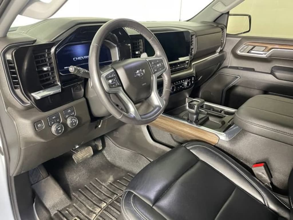 Used 2023 Chevrolet Silverado 1500 RST Truck