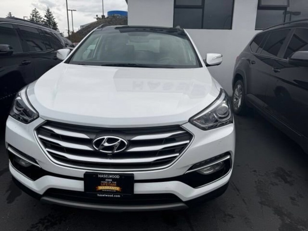 Used 2018 Hyundai Santa Fe Sport 2.4L SUV
