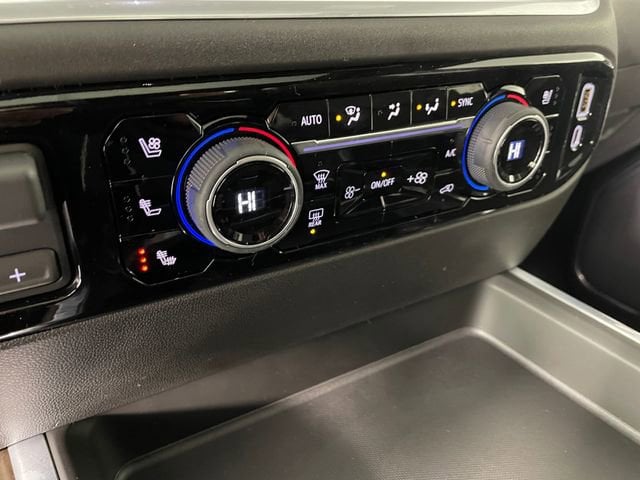 2026 Chevrolet Silverado 3500 HD High Country - Photo 8