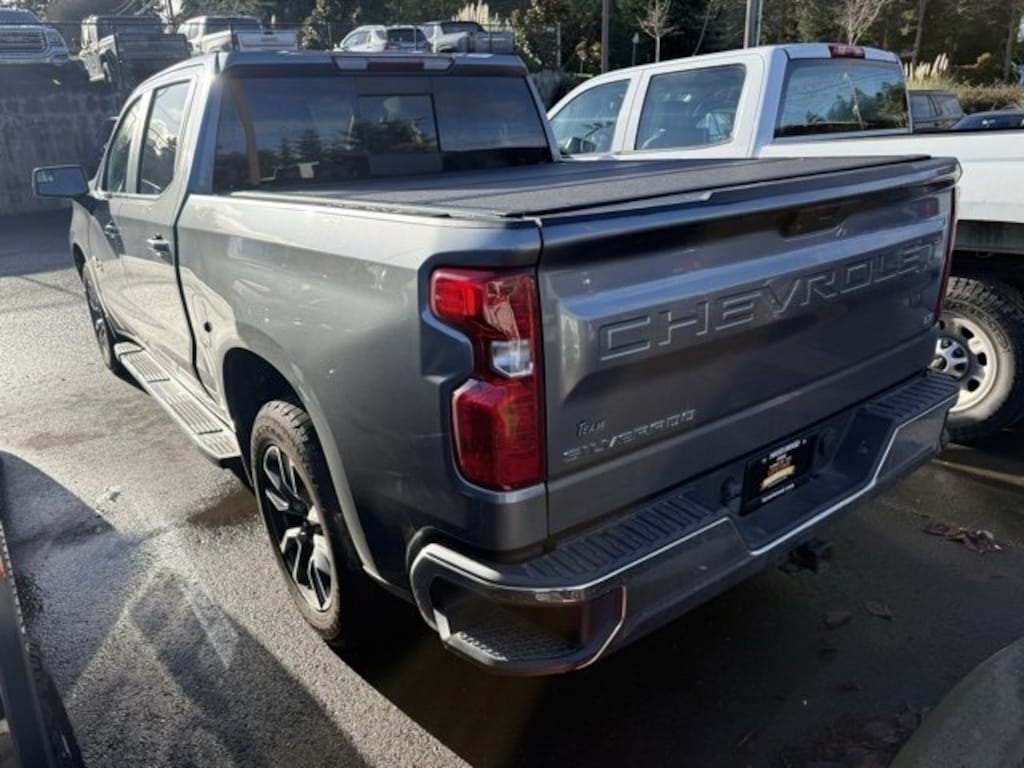 Used 2021 Chevrolet Silverado 1500 LT Truck