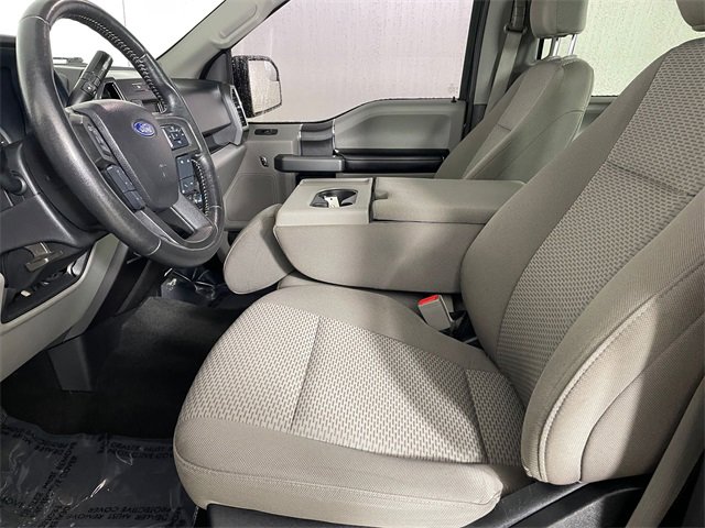 2018 Ford F-150 XLT photo 2