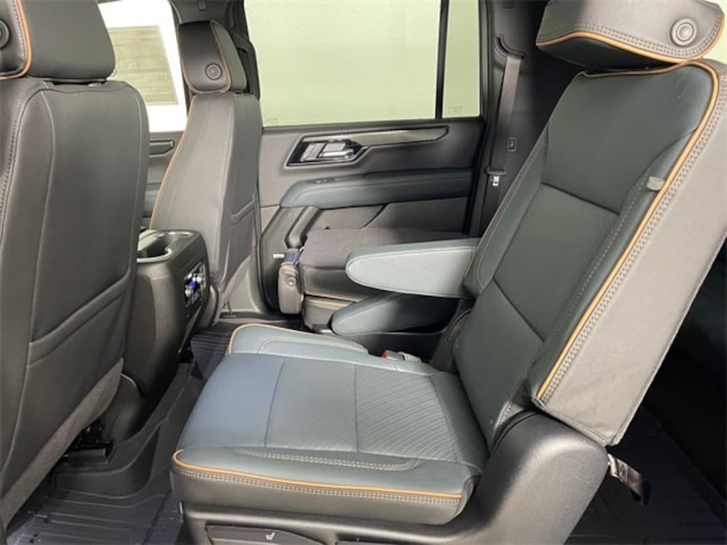 New 2026 GMC Yukon XL AT4 SUV