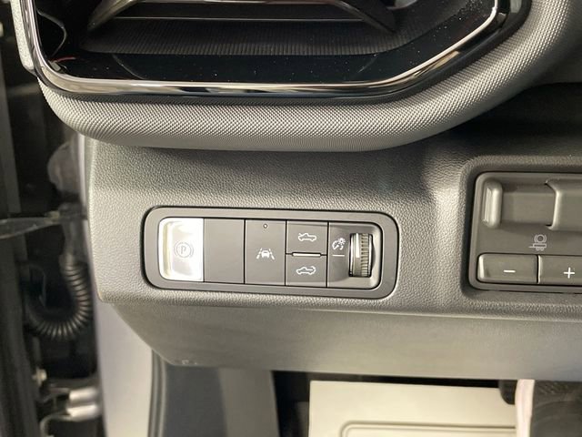 2026 Chevrolet Silverado EV Trail Boss - Photo 15