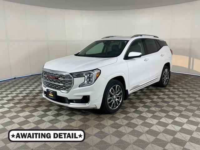2022 GMC Terrain Denali AWD's photo
