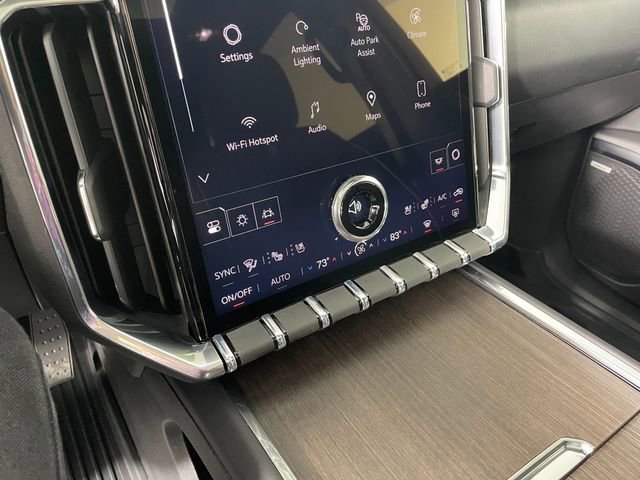 2026 GMC Acadia Denali - Photo 6