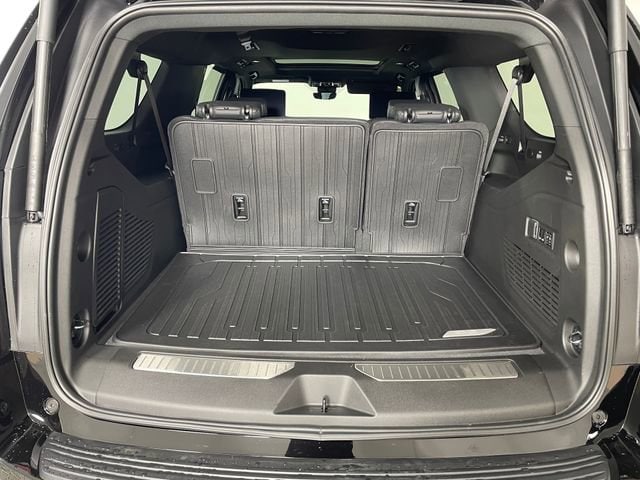 2026 GMC Yukon XL Denali - Photo 15