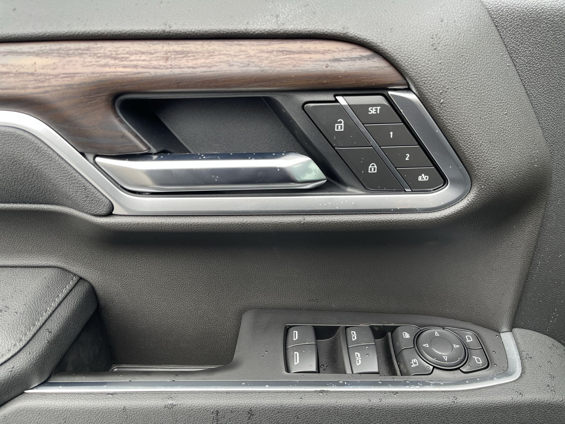 2026 GMC Sierra 1500 SLT - Photo 61