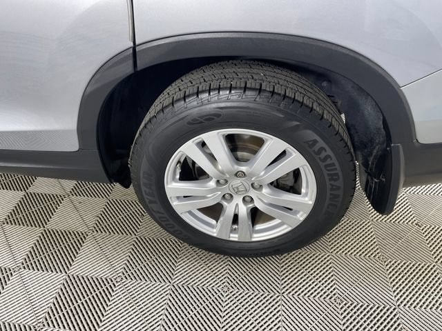 2017 Honda Pilot LX - Photo 20
