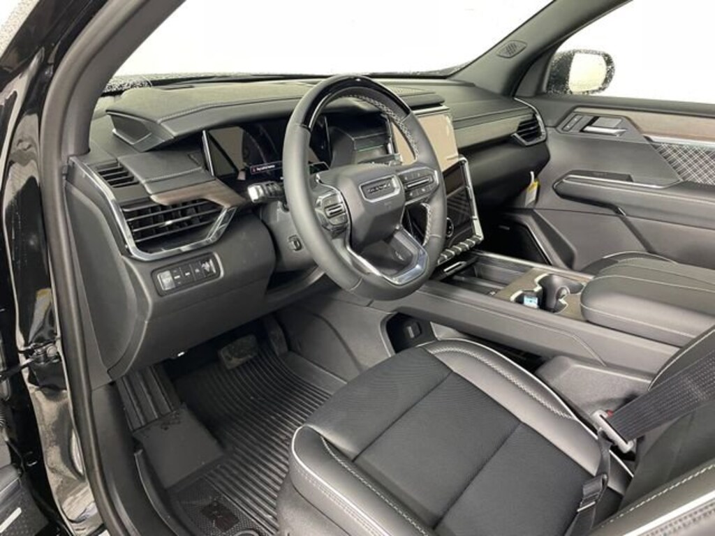 New 2026 GMC Acadia Denali SUV