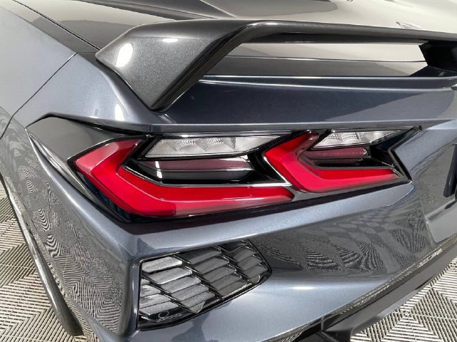 2020 Chevrolet Corvette 2LT - Photo 18