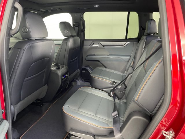 2026 GMC Acadia AT4 - Photo 15