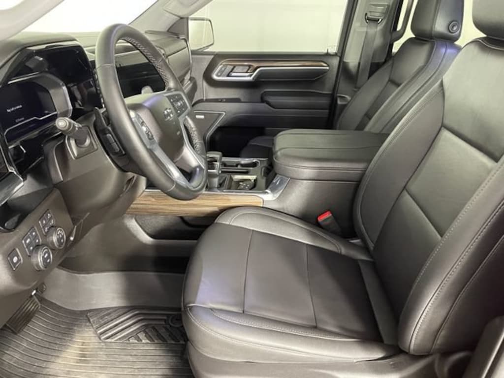 Used 2025 Chevrolet Silverado 1500 RST Truck