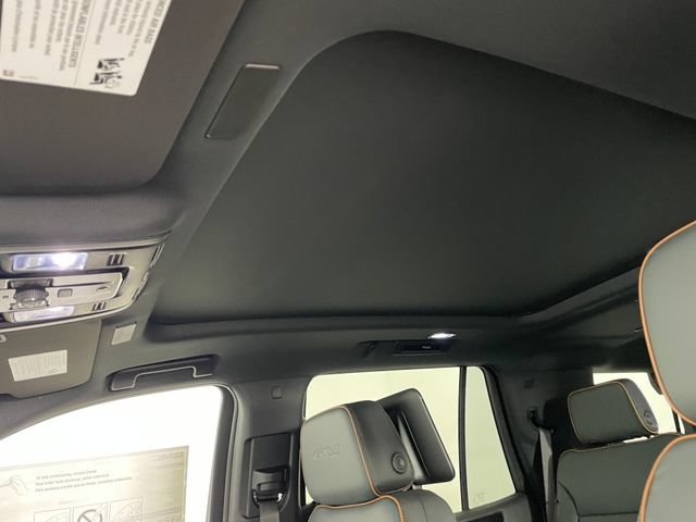 2026 GMC Yukon AT4 - Photo 12